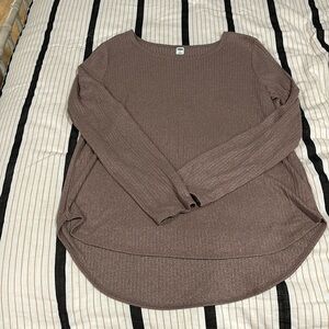 Women’s long sleeve top size large